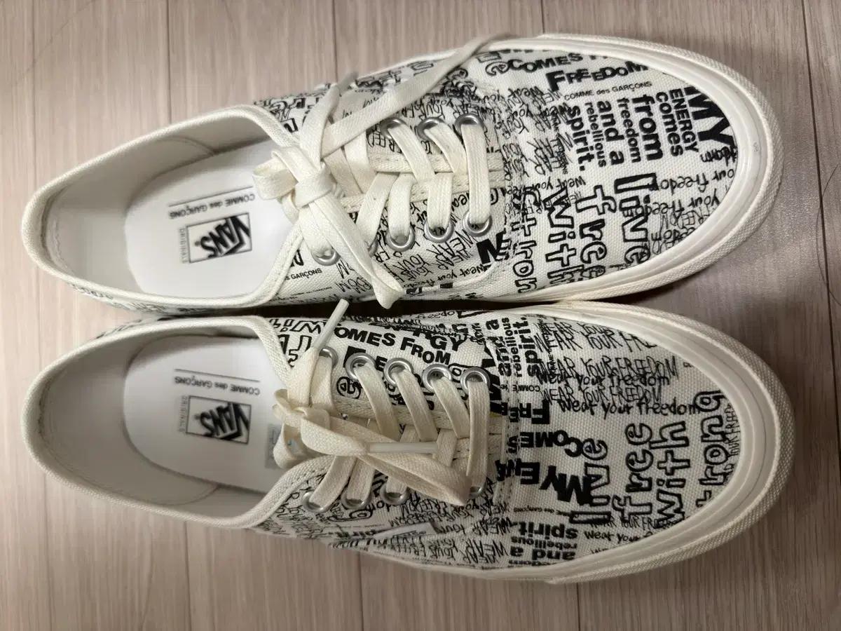 반스 볼트 x CDG OG 어센틱 LX 메세지 화이트