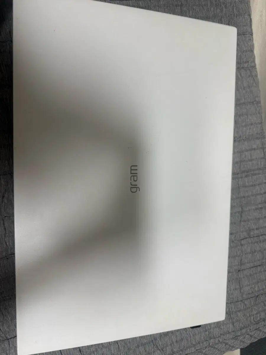 LG 그램 화이트 노트북