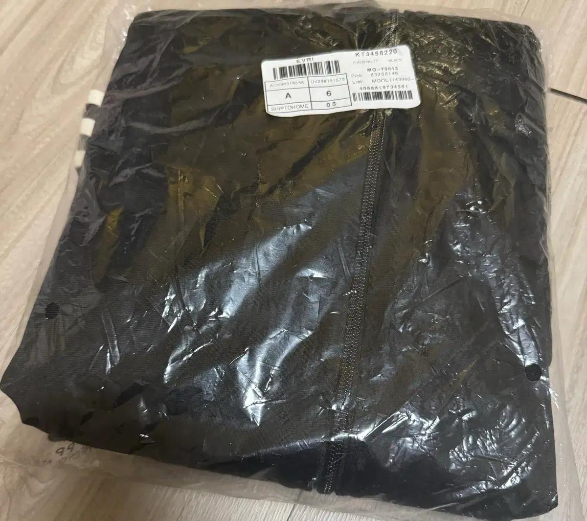 아디다스 오아시스 트랙탑 XL 새상품