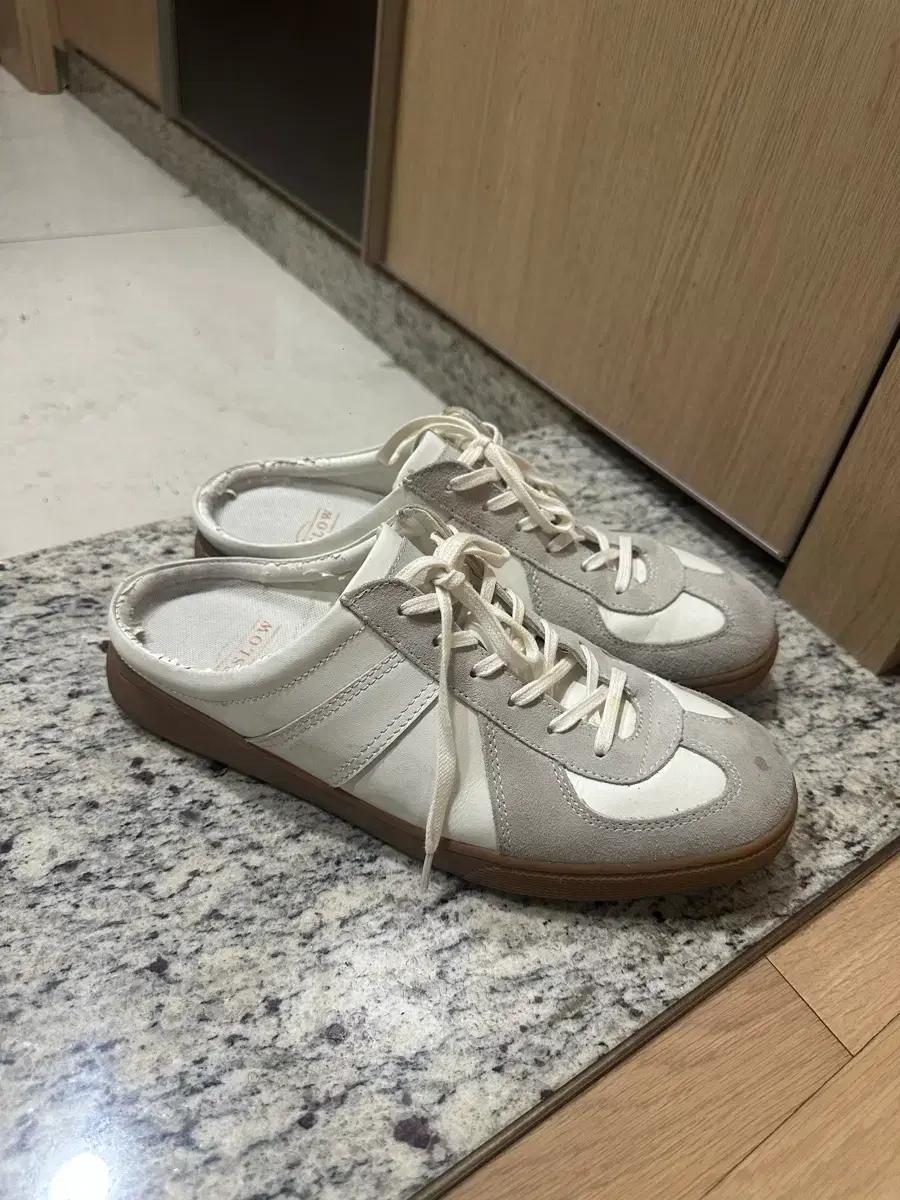 슈펜 독일군 뮬 스니커즈 270