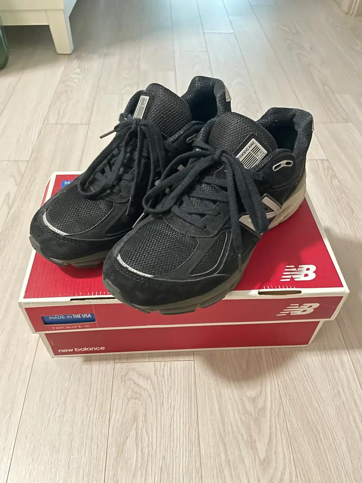 270) 실착2회 뉴발란스990 V4 블랙