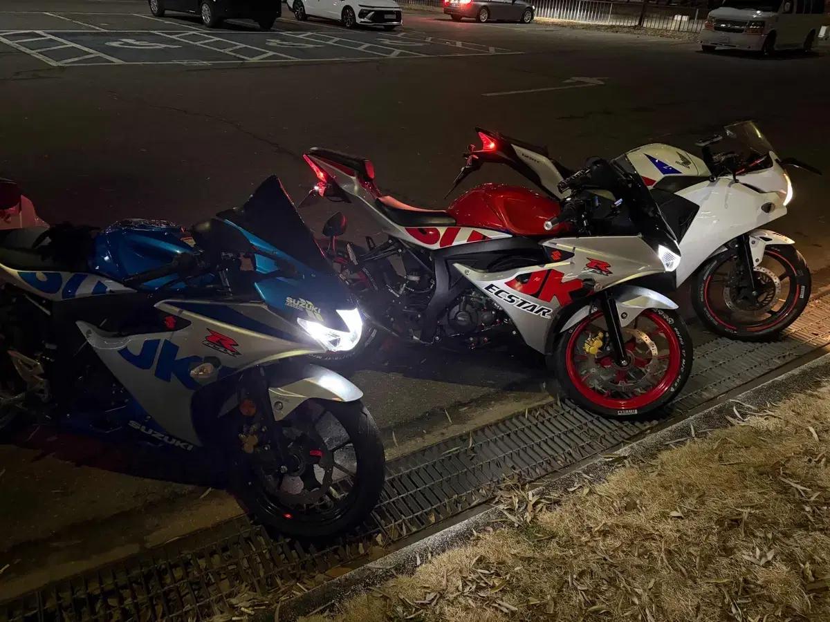 스즈키 gsxr125 요시무라구변 pcx nmax 오토바이