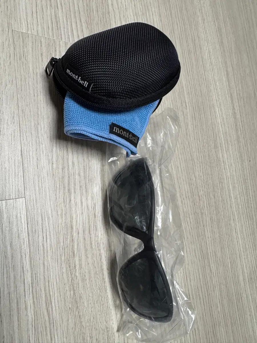 몽벨 제니 선그라스 편광버전 미사용