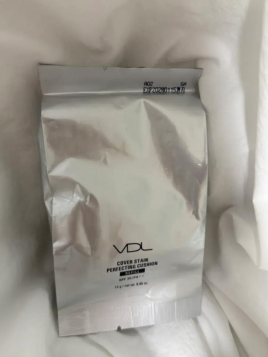 VDL 커버스테인 퍼펙팅 쿠션 A02 리필 팔아요