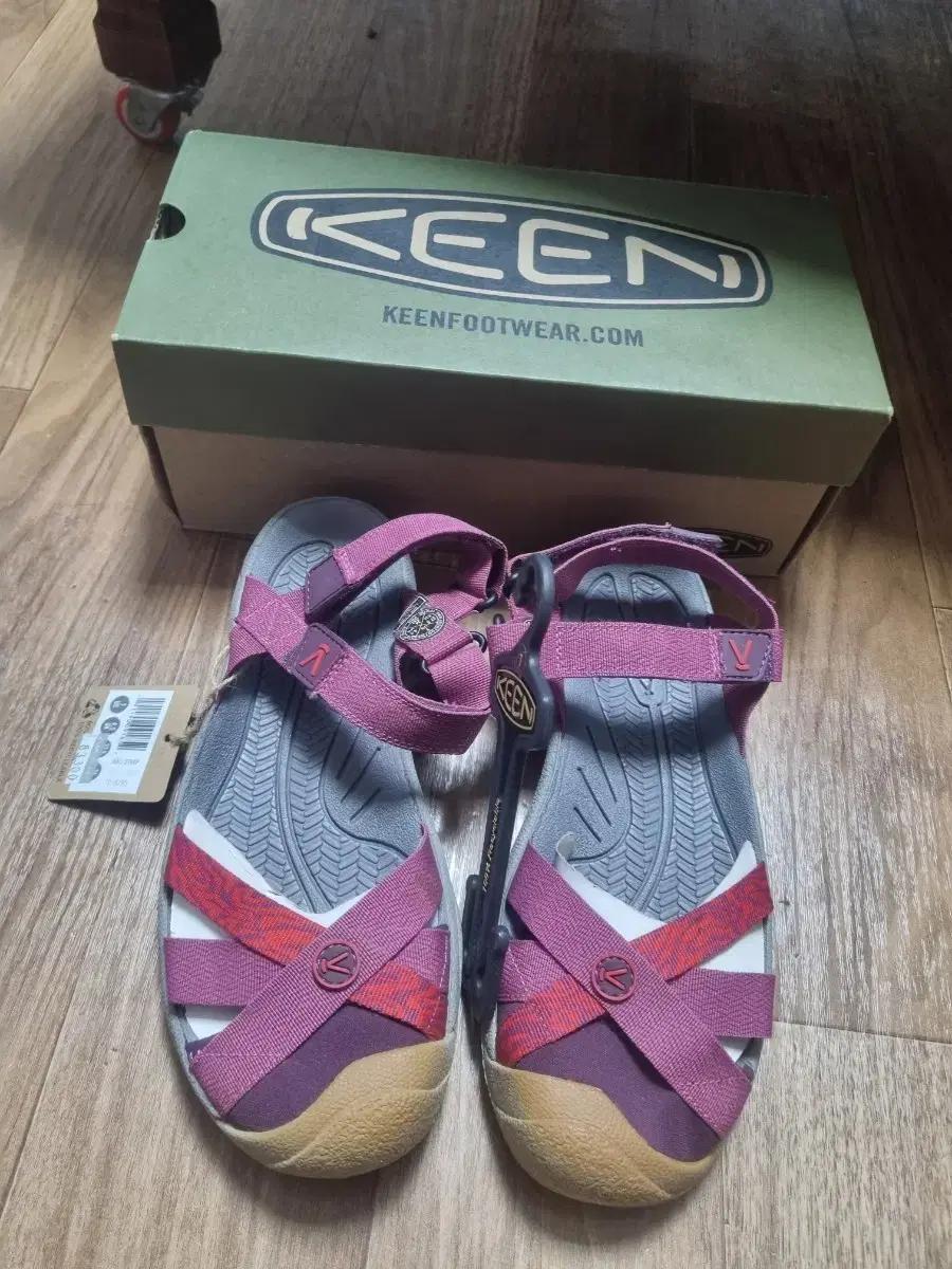 킨 KEEN Bali Strap W 여성 샌들 240 새상품