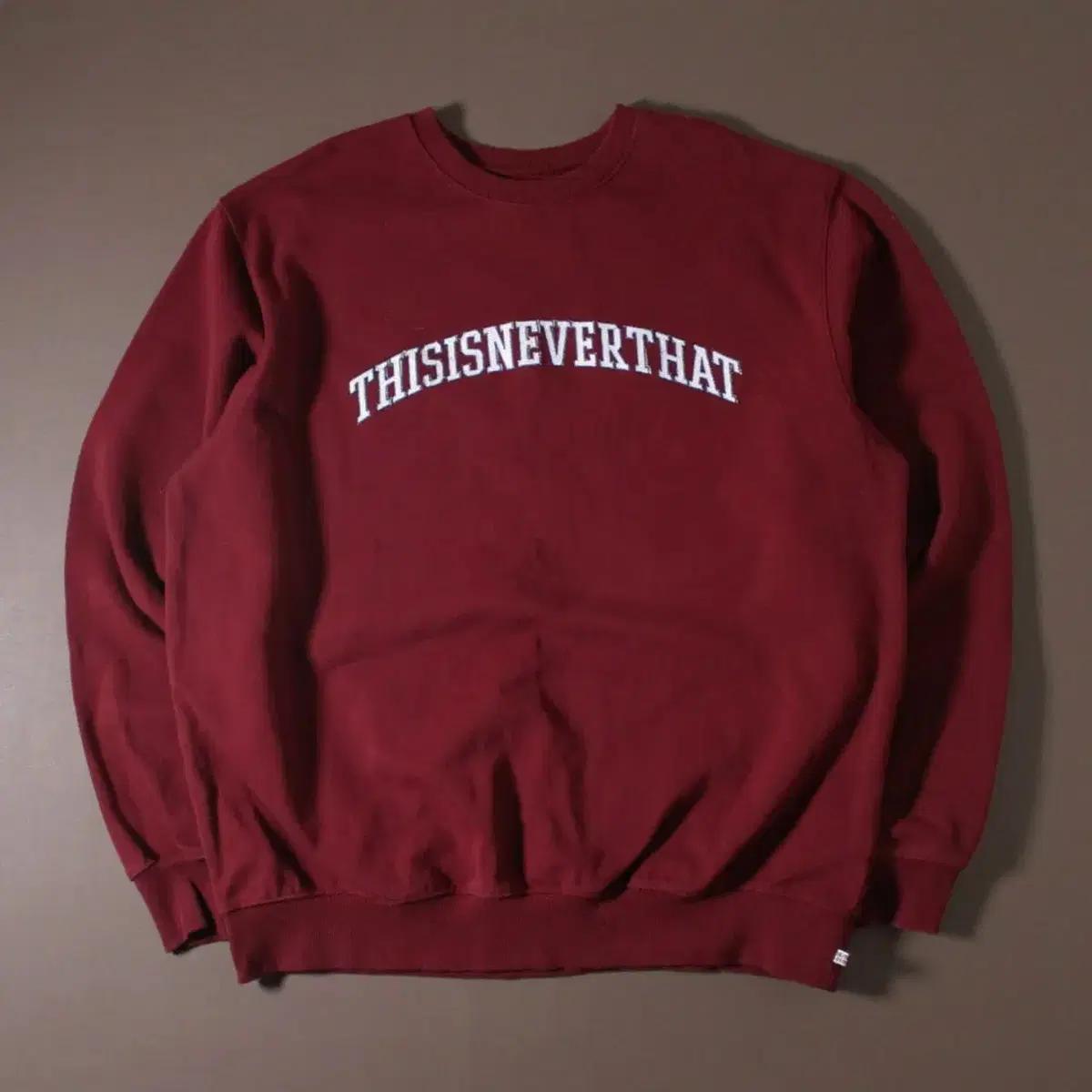 Thisisneverthat 디스이즈네버뎃 버건디 맨투맨