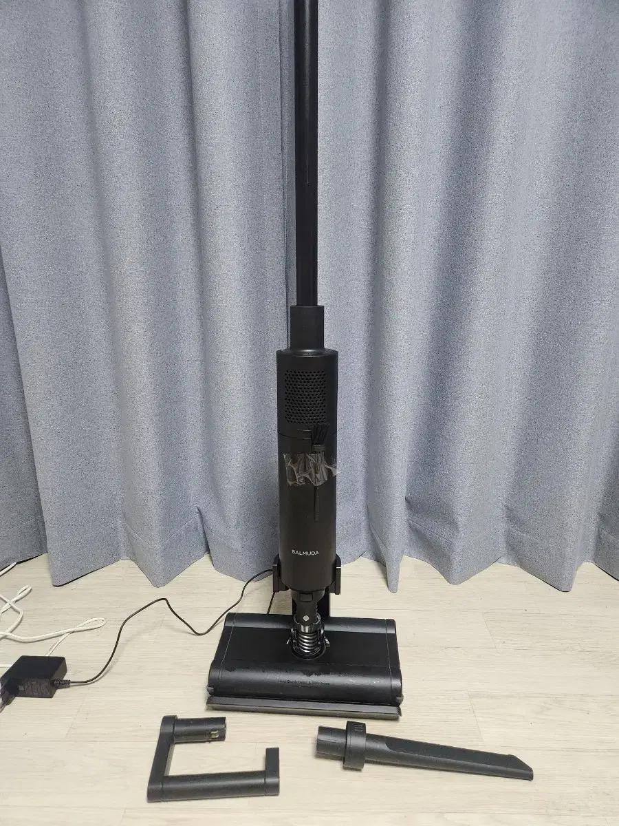 발뮤다 더 클리너 검정 무선청소기