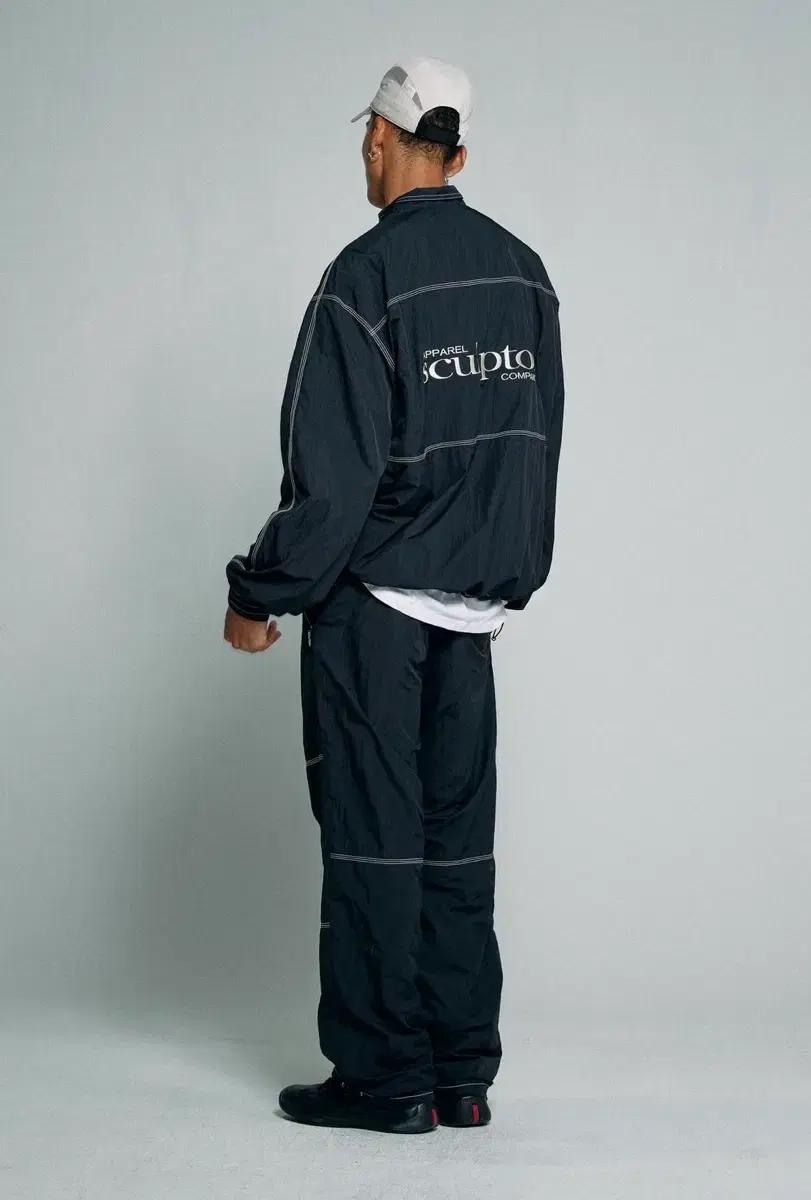 스컬프터 Triple Stitched Windbreaker Black M