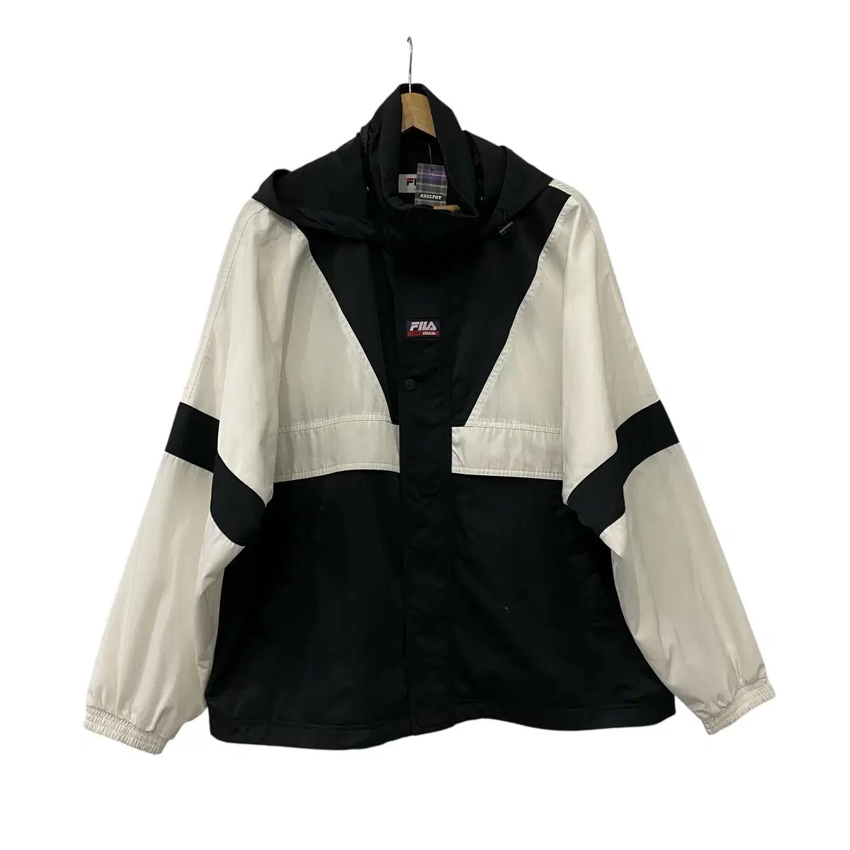 7350. 휠라 패턴 자켓 (L)