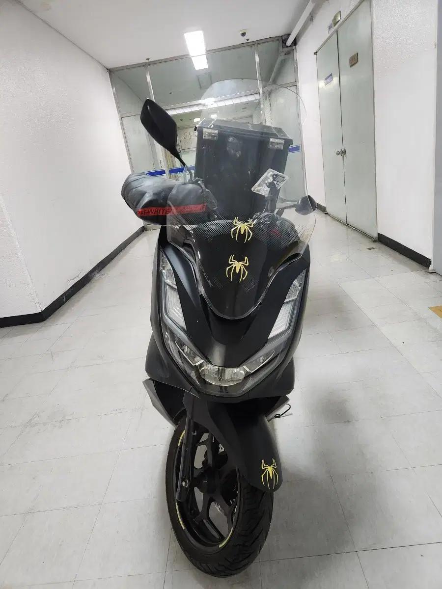 혼다 pcx125 abs 22년식 싸게 팝니다
