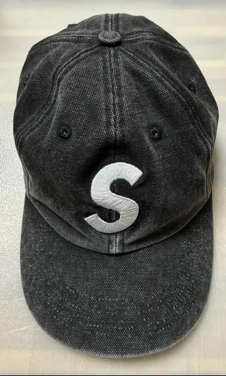 슈프림 S로고 블랙 볼캡 새상품