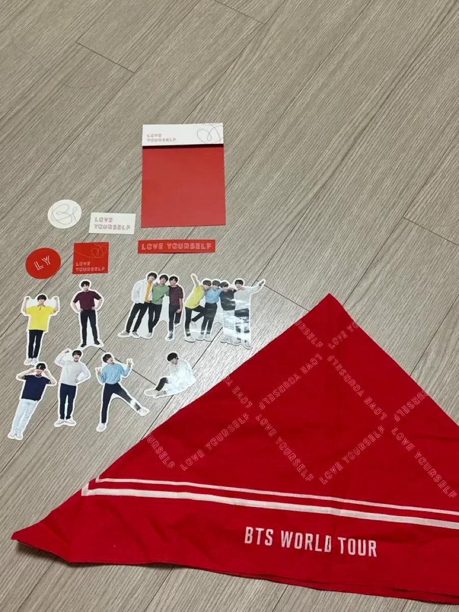 방탄소년단 BTS LOVE YOURSELF 월드투어 반다나 + 스티커