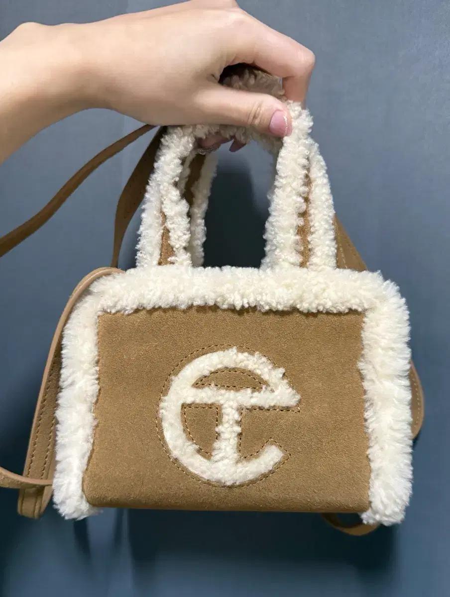 UGG x Telfar 스몰 쇼퍼백 (체스트넛/정품)