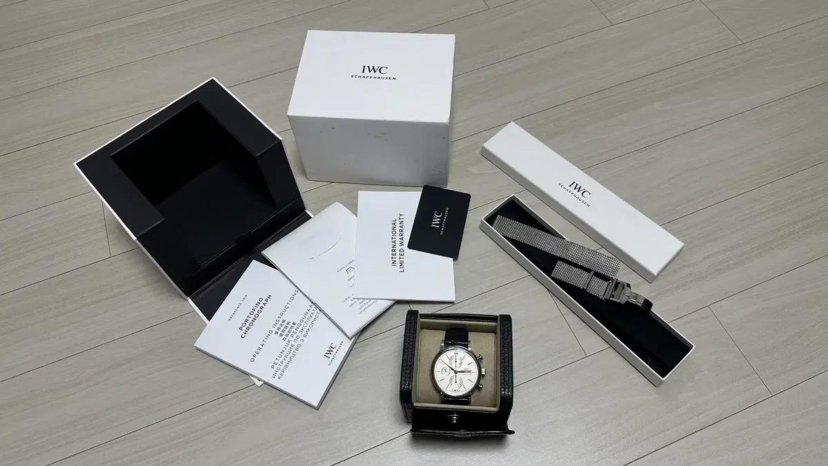 IWC 포르토피노 크로노그래프(IW391028) 화이트 42mm 팝니다.