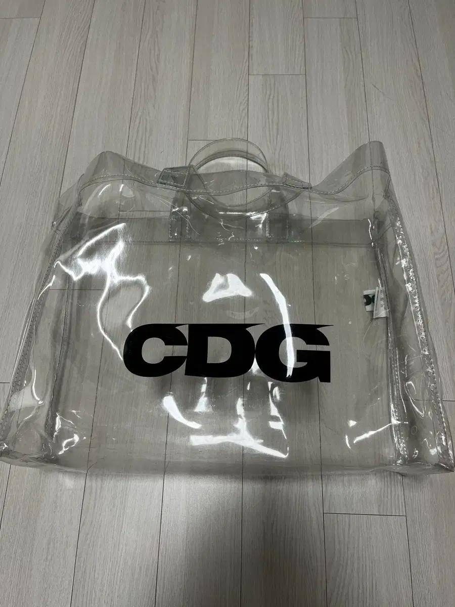 CDG PVC 투명 토트백