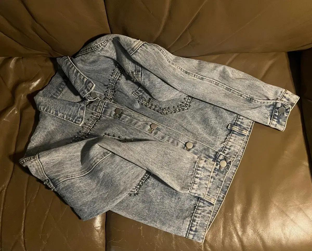 stud denim jacket