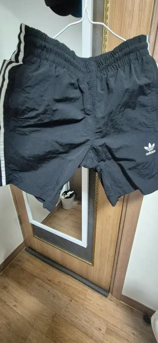 아디다스 삼선 반바지 블랙