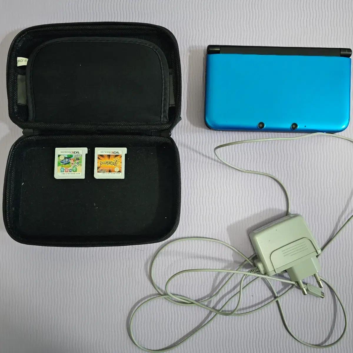 닌텐도 3DS XL 코발트블루 본체 + 게임 2개 + 충전기