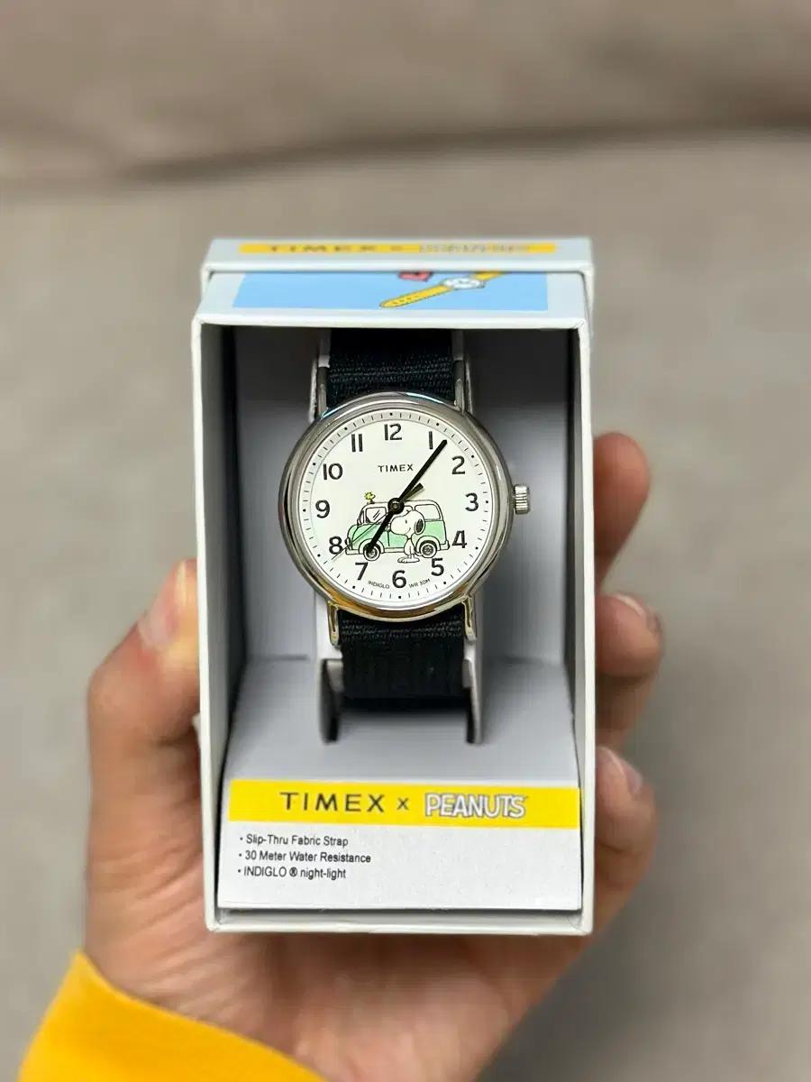 타이맥스 X 피너츠(스누피) 위켄더  38mm 판매합니다.