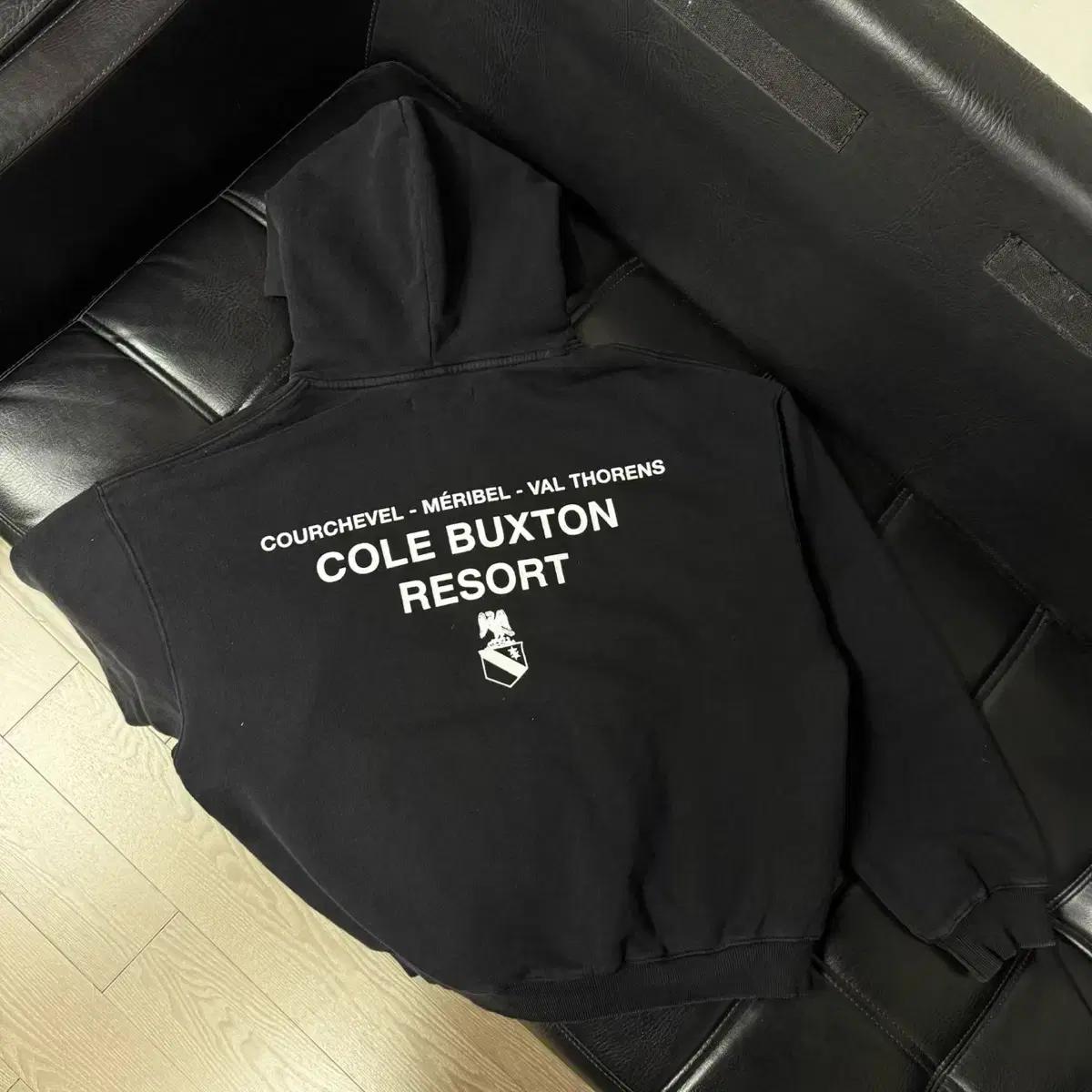 COLE BUXTON  2025A/W  LES 3 VALLEES HOOD