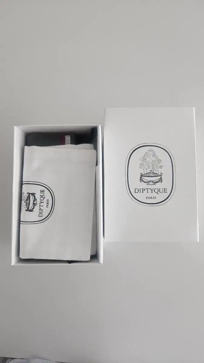 딥티크 룸스프레이 백화점 새상품