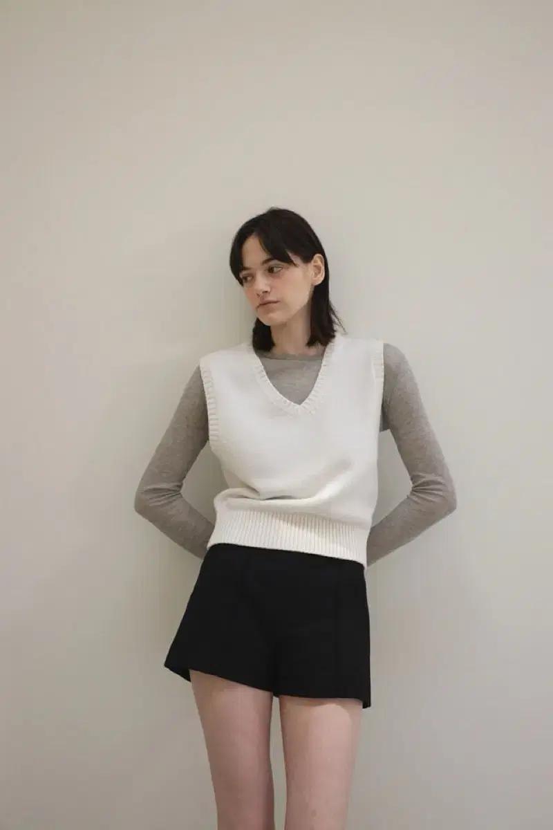 타낫 니트베스트 아이보리