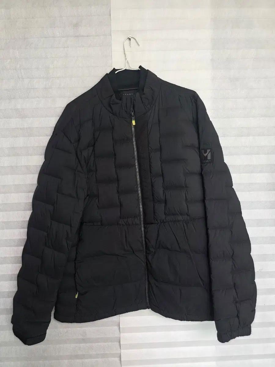 밀레 블랙 경량 패딩 자켓110