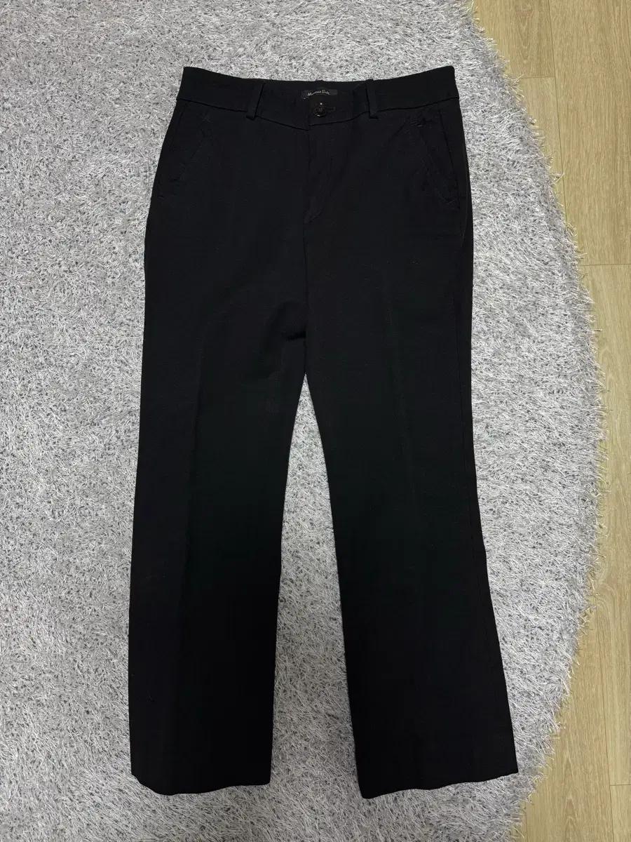 [Massimo Dutti] 마시모두띠 블랙 바지 EUR 36 9부