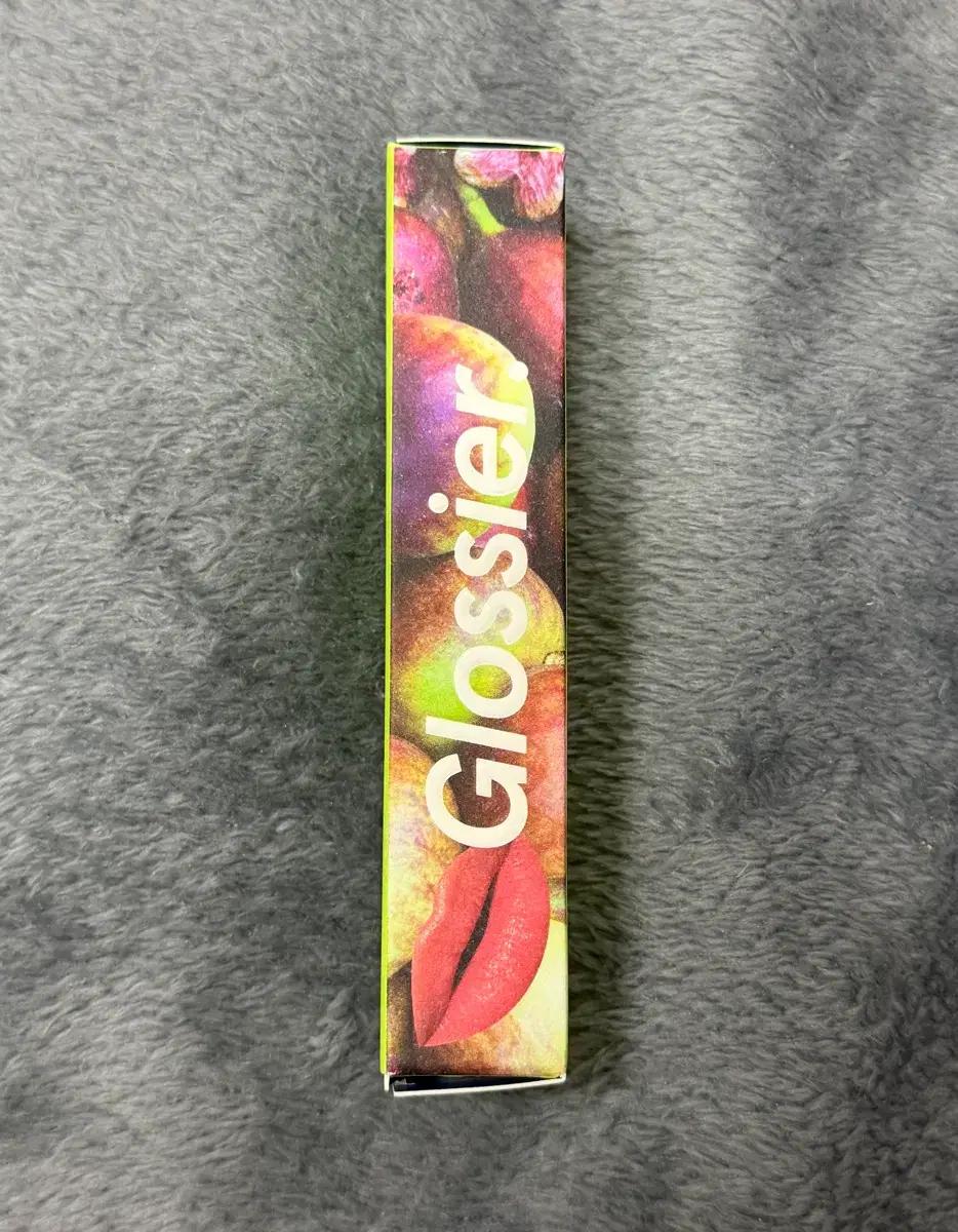 미개봉) 글로시에 무화과 립밤 와일드 피그 밤 닷컴 glossier