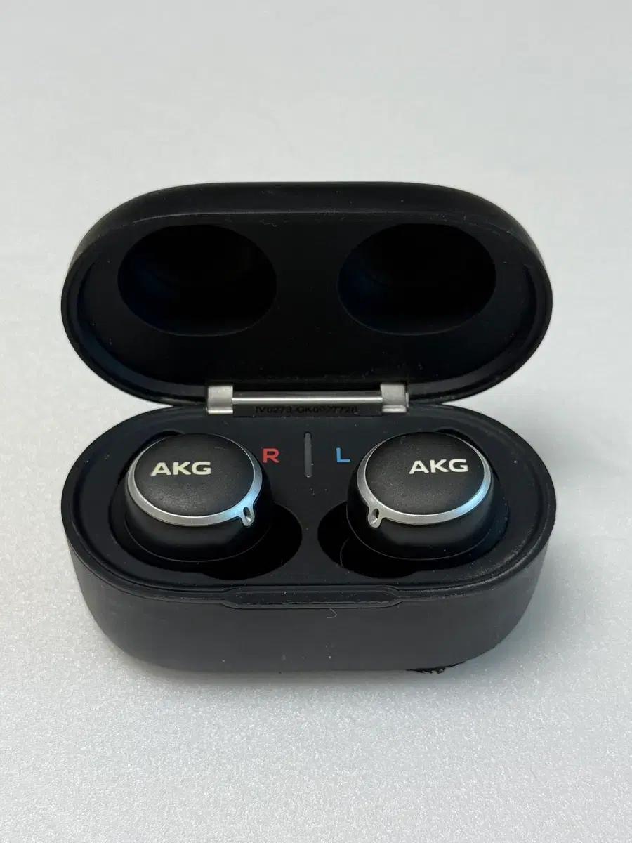 AKG N400NC TWS 이어폰
