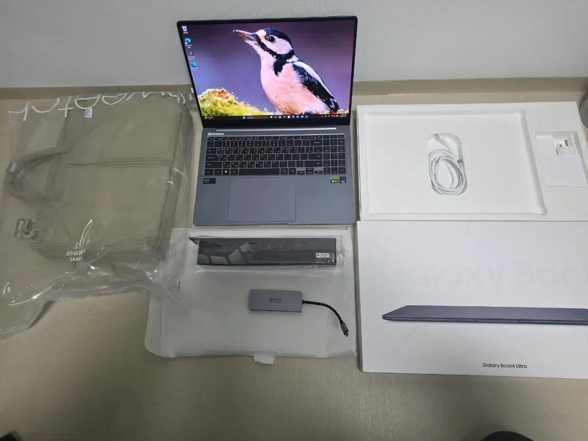 삼성 갤럭시북4울트라 최고사양 새상품급 울9,rtx4070,64g,2tb