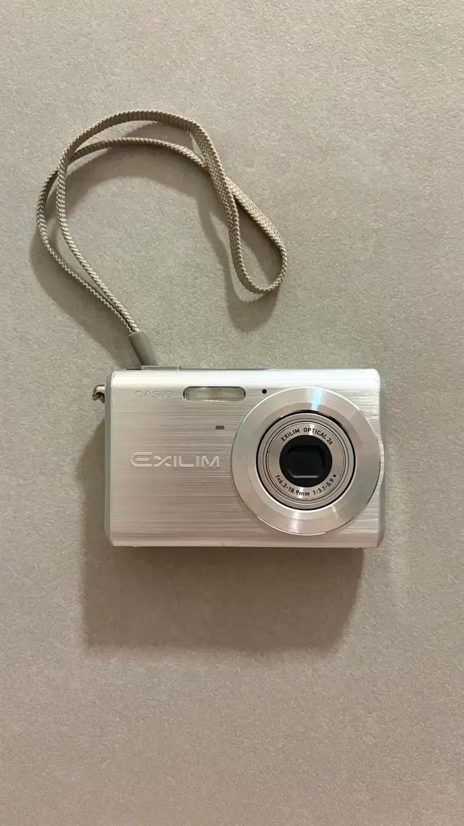 카시오 엑슬림 Exilim 실버 디지털 카메라 z60