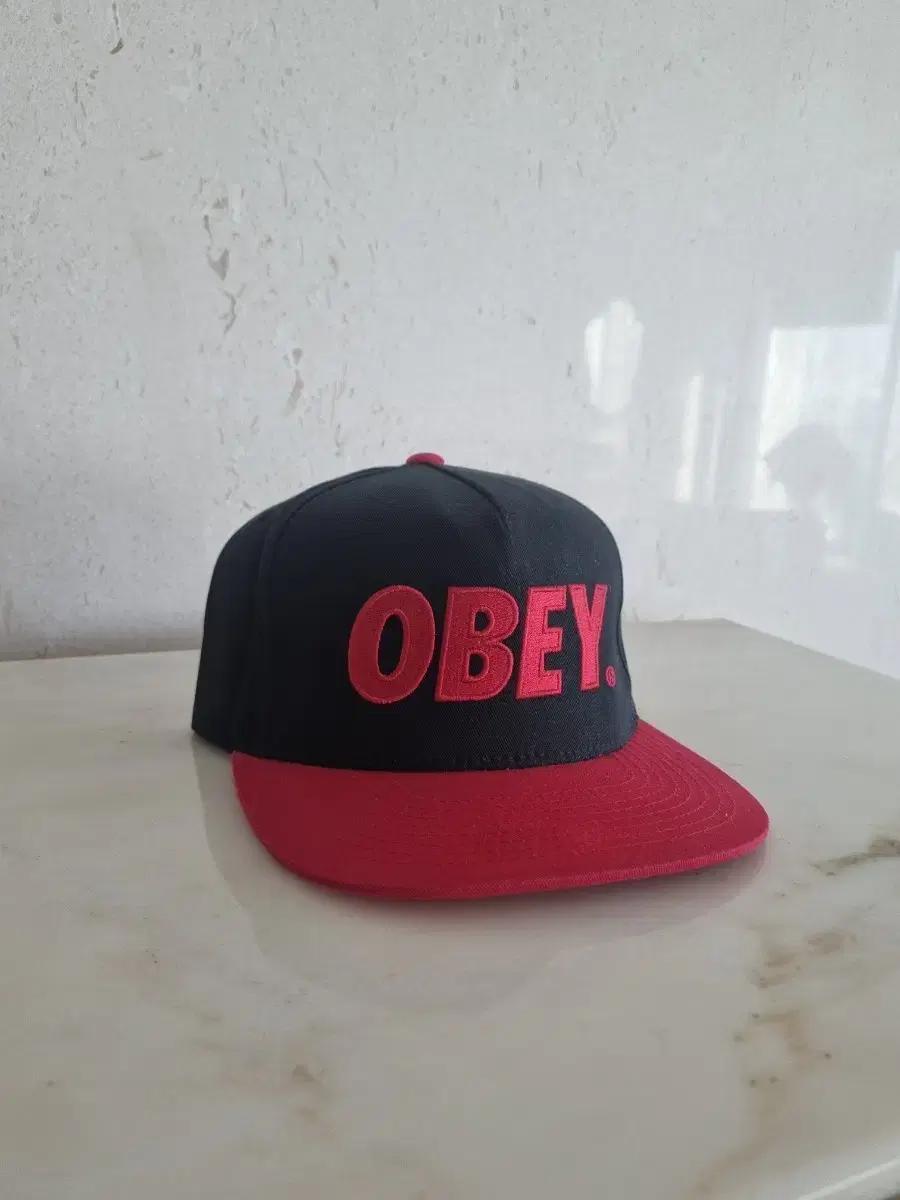 (미사용)미국 OBEY 오베이 블랙/레드 스냅백 모자