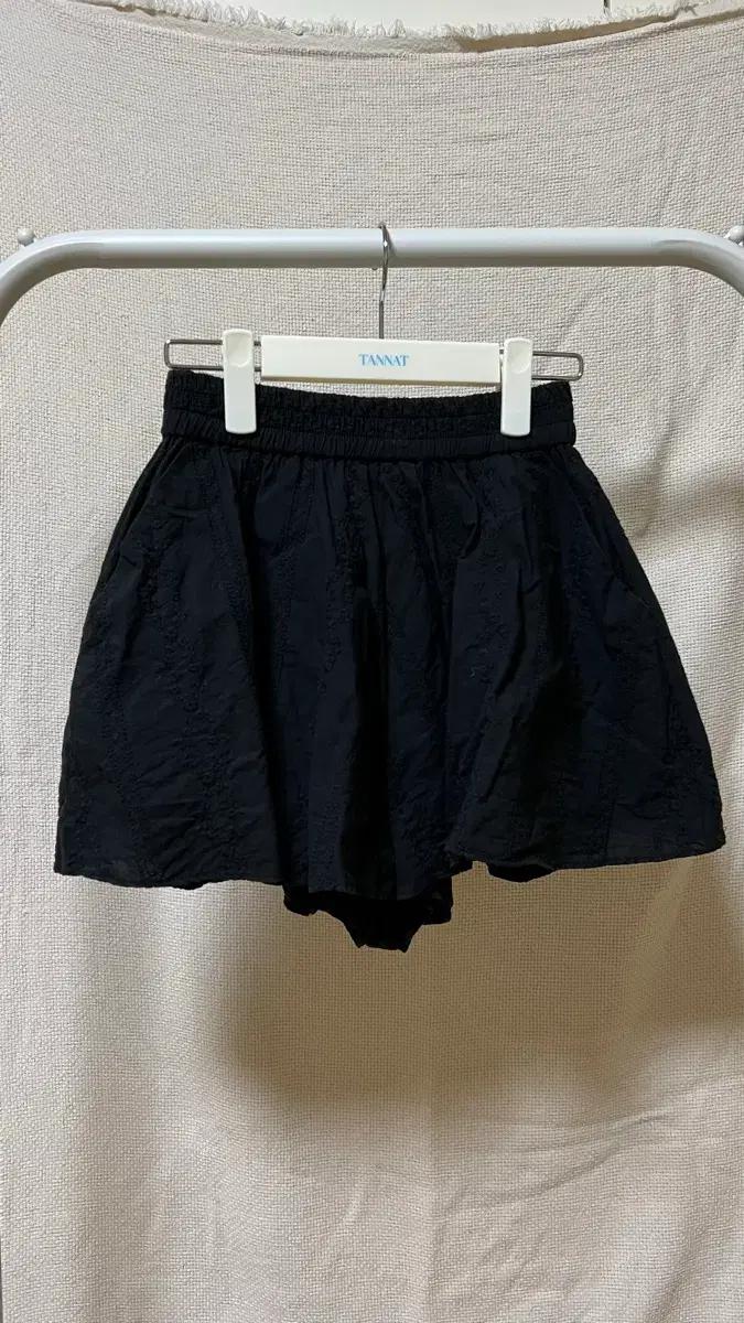 타낫 레이스 밴딩쇼츠