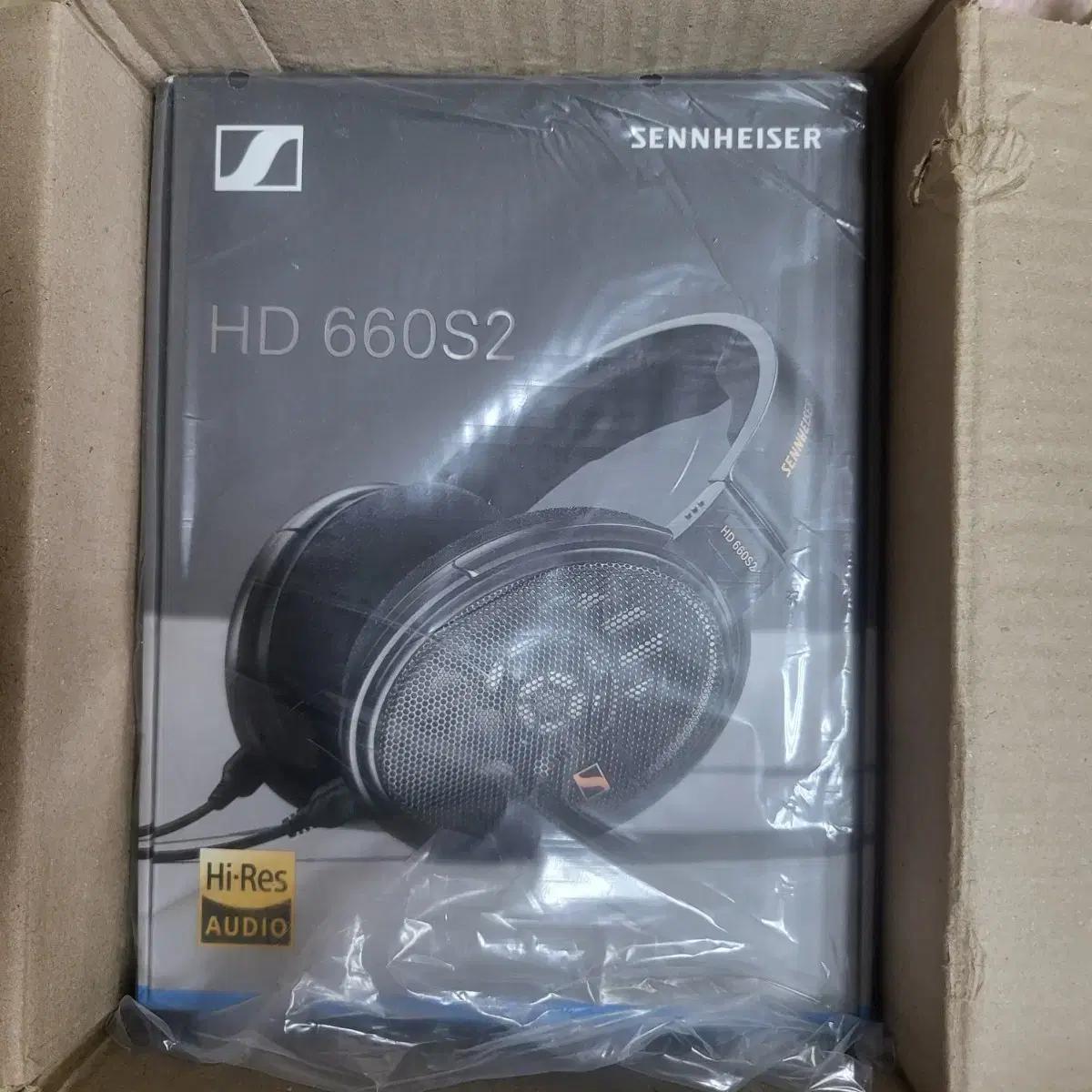 젠하이져 HD660S2 국내 유통 미개봉 제품 팝니다.