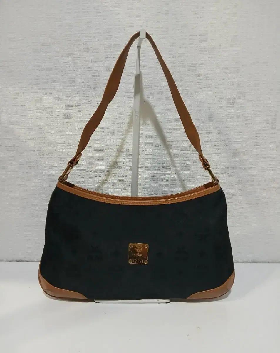 MCM 숄더백
