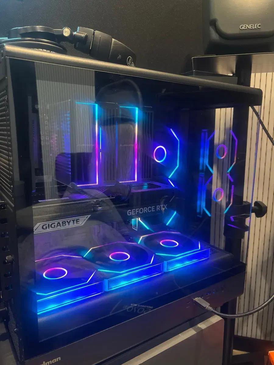 고성능 게이밍 컴퓨터 7800x3d, 5070ti, 32gb 팔아요