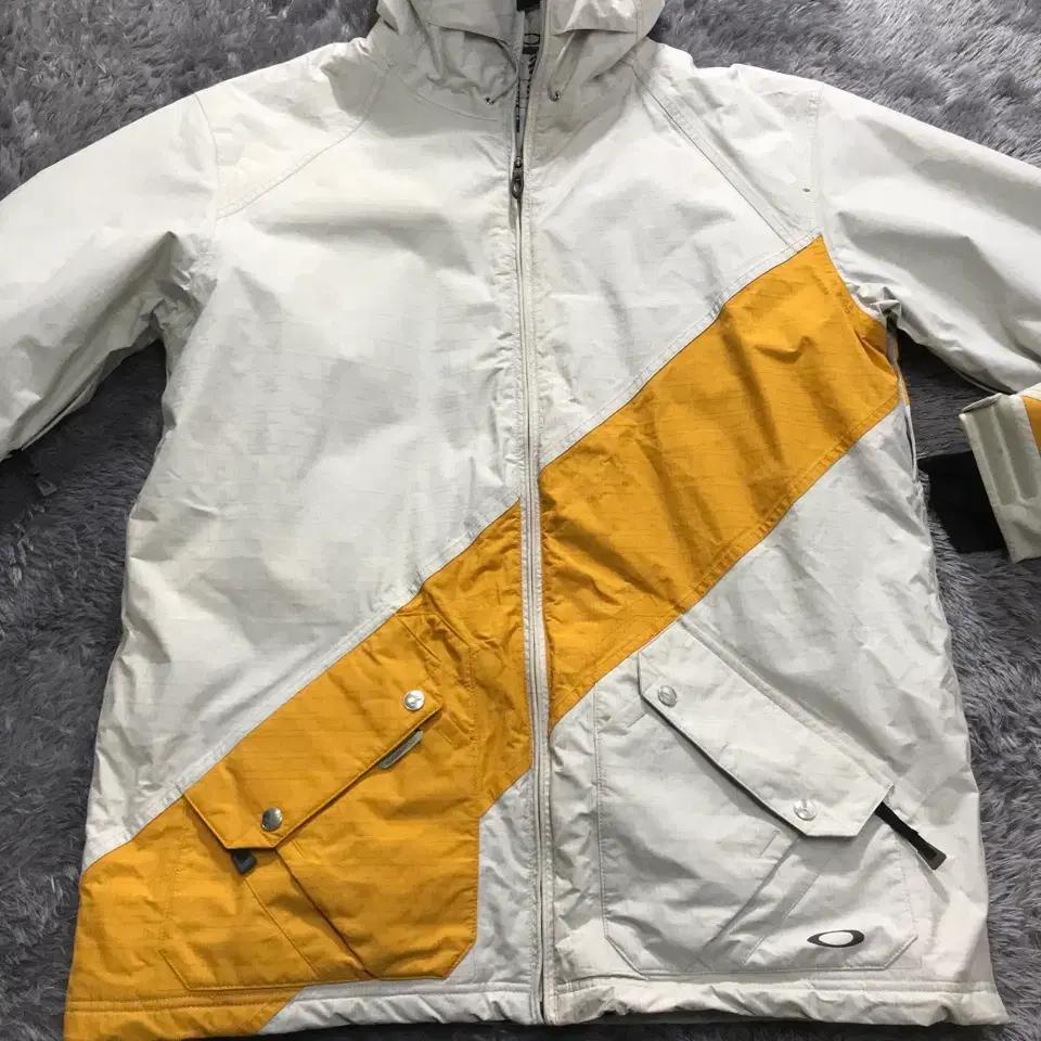 [L-XL, 새상품]@ 오클리(OAKLEY) 신슐레이트 스노우 자켓