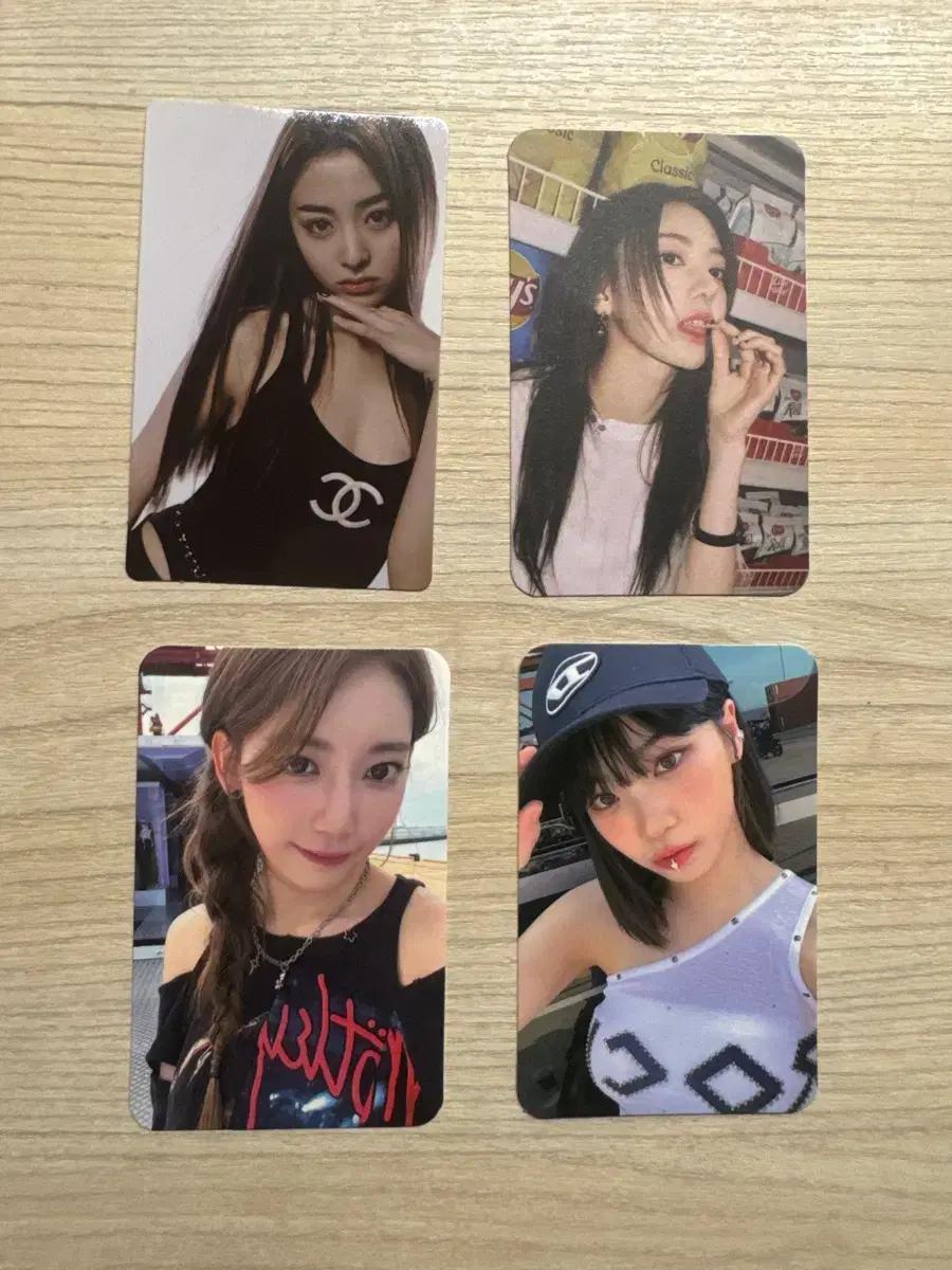 르세라핌 피어리스 미니 1집 모노크롬 부케 포카 김채원,사쿠라,허윤진