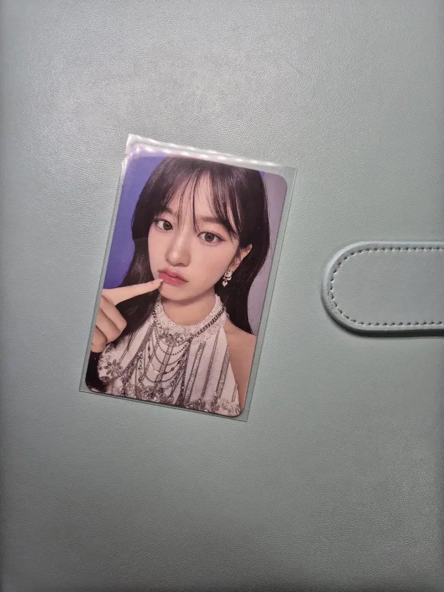 아이브 안유진 콘서트 blueray 블루레이 포카 양도합니다.