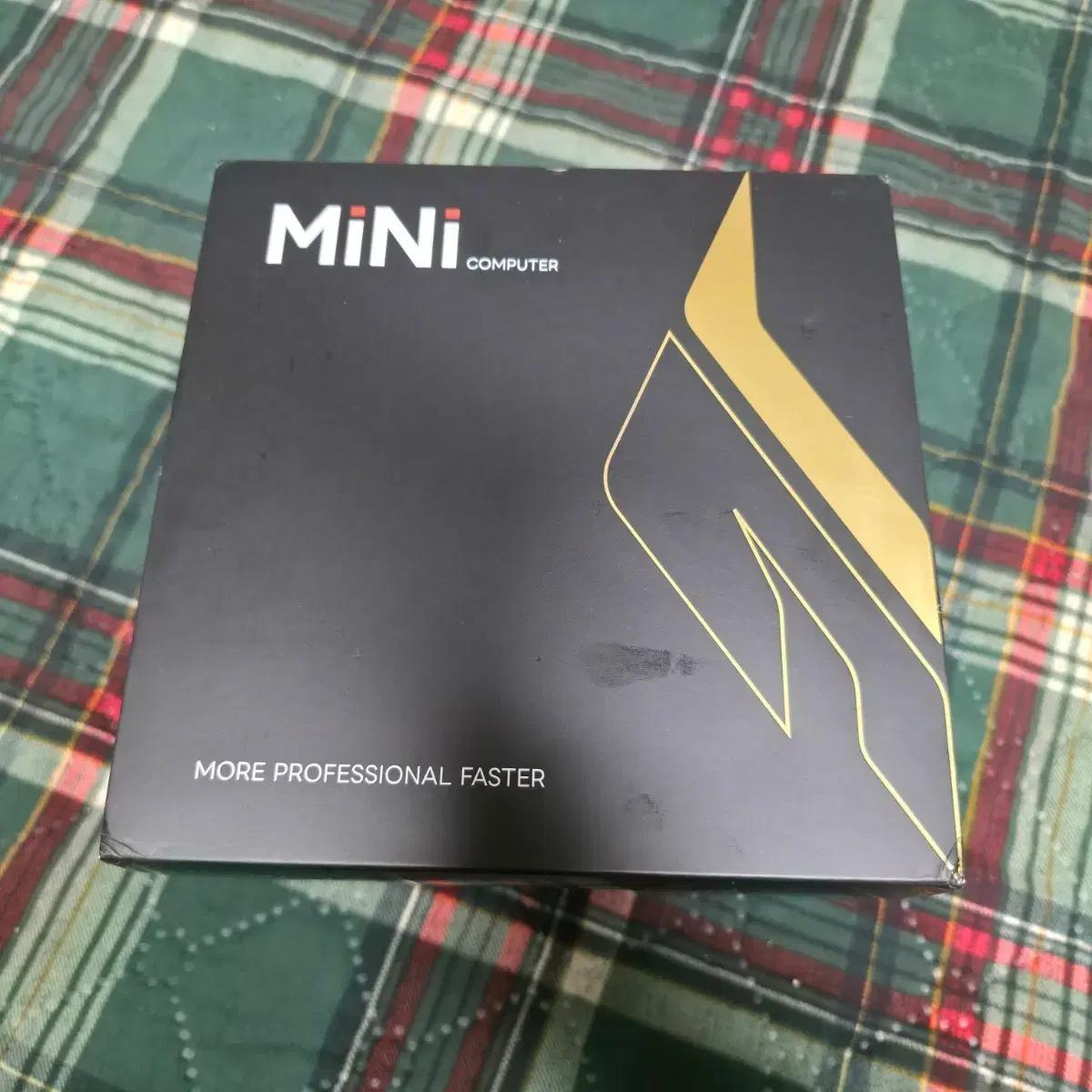 AOOSTAR MACO R7 H255 / 780M 미니 PC