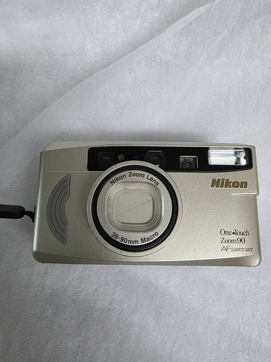니콘 One Touch Zoom 90 필름 카메라