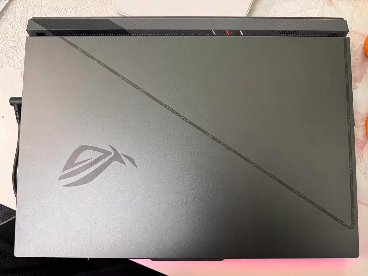 ROG 스타릭스 G18 i7, RTX 4070 게이밍 노트북