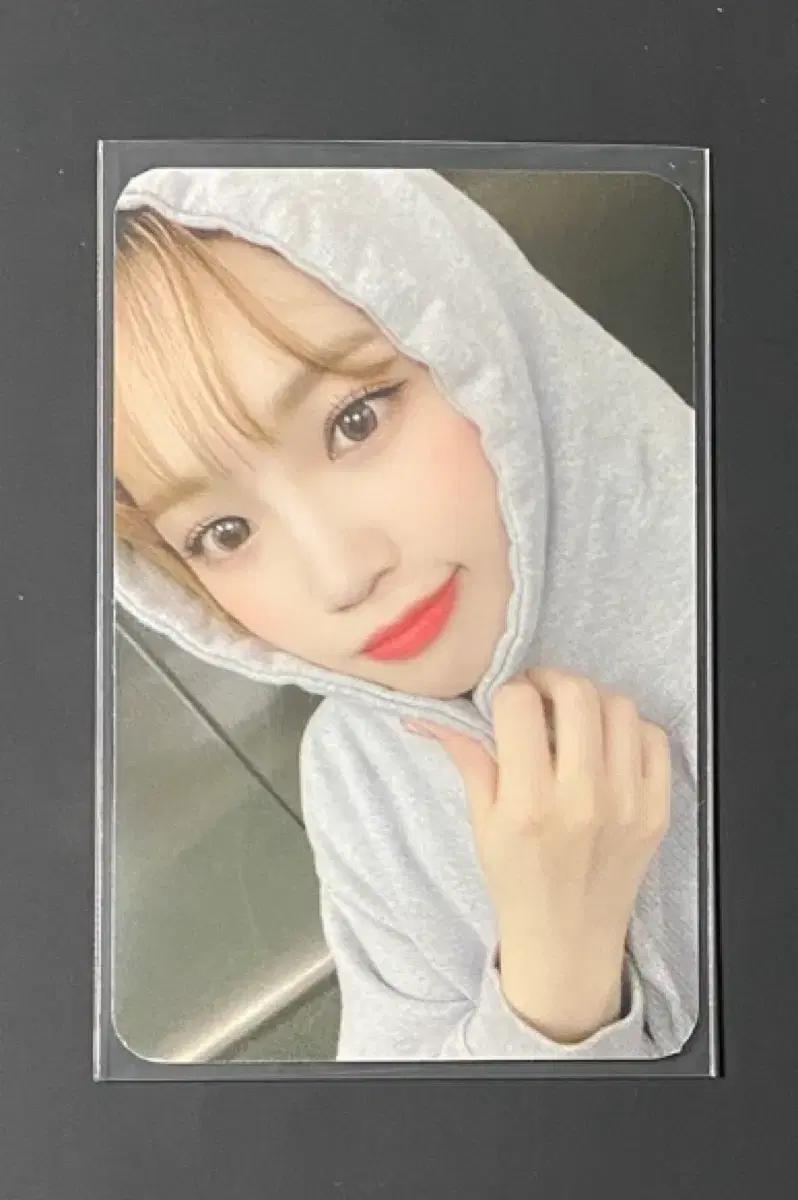 #최저가,매물X)아이즈원 후드채원 포카 김채원 르세라핌 환상동화