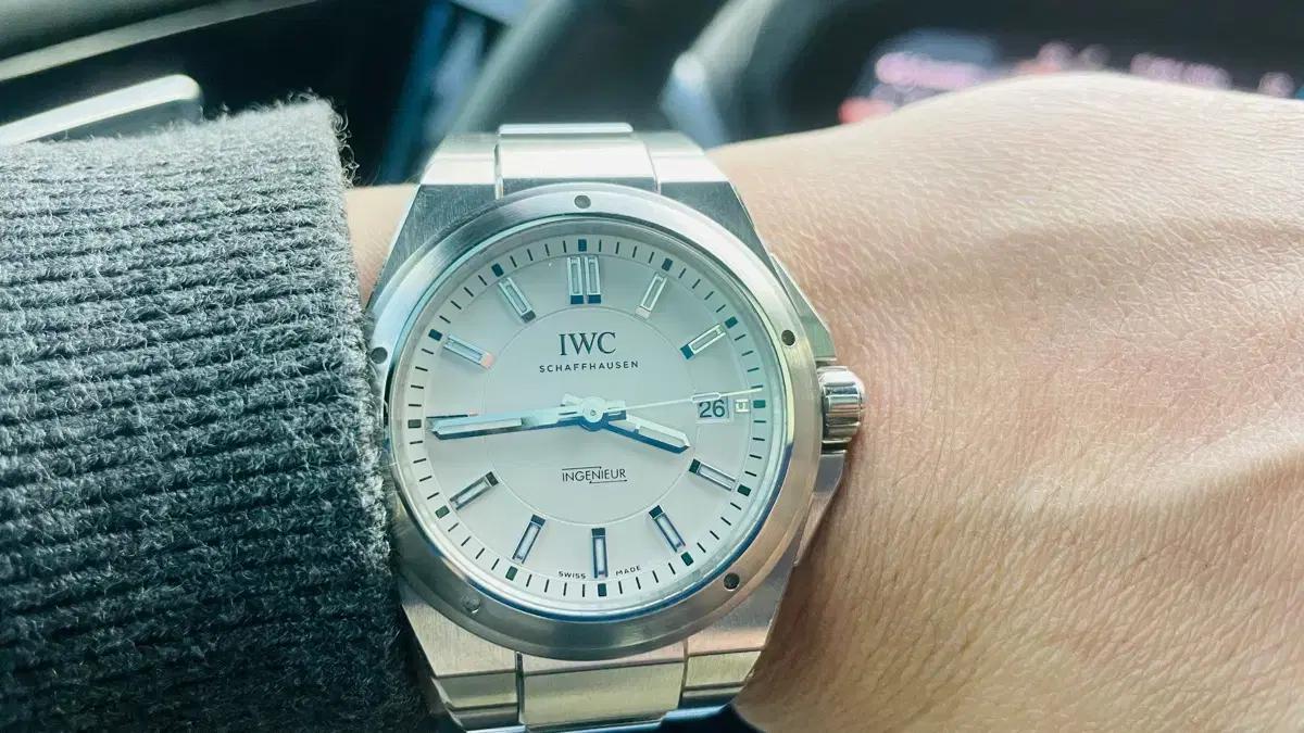 IWC 3239(인제니어 구구형)