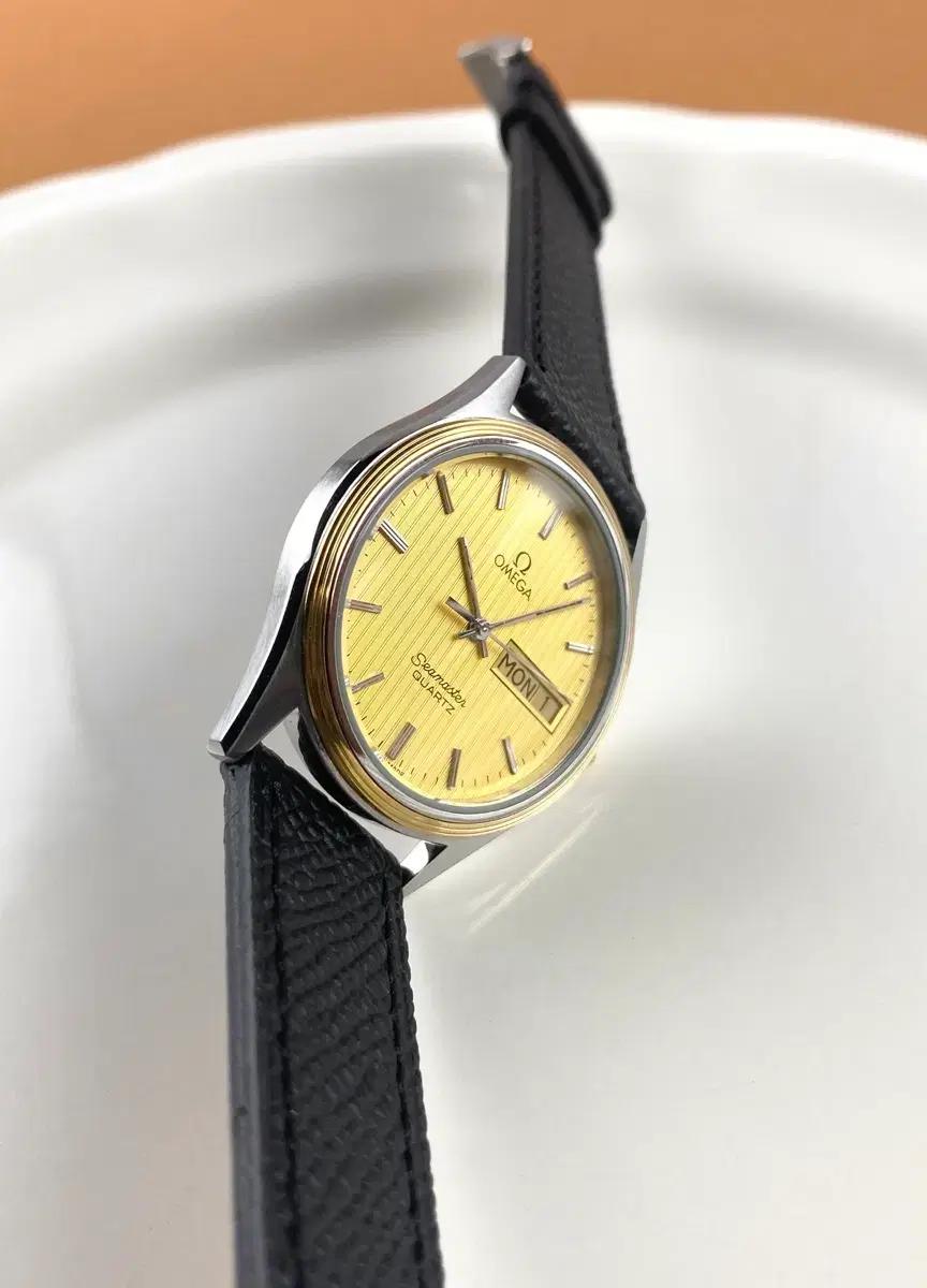 OMEGA sea master Stripe dial watch