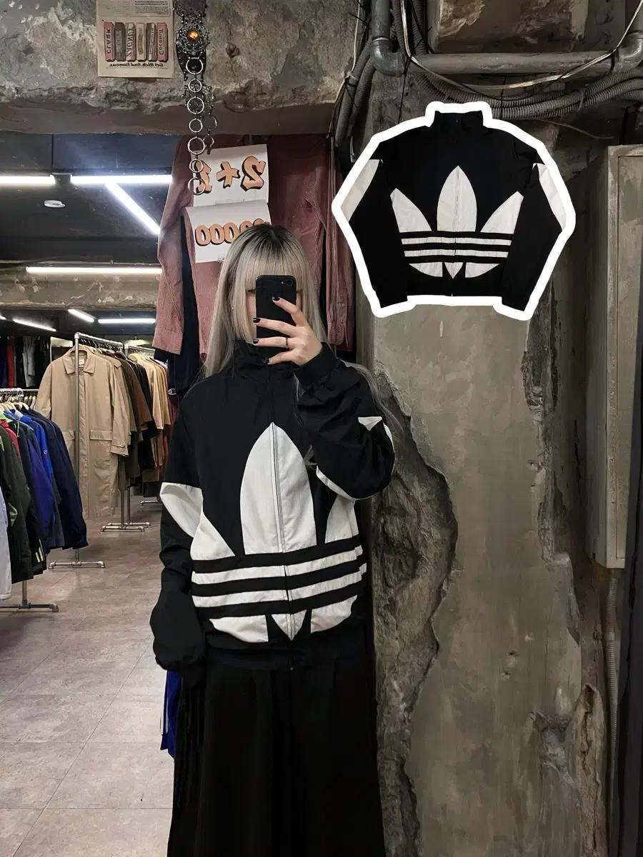 아디다스 빅로고 바람막이 블랙 M #csz3024