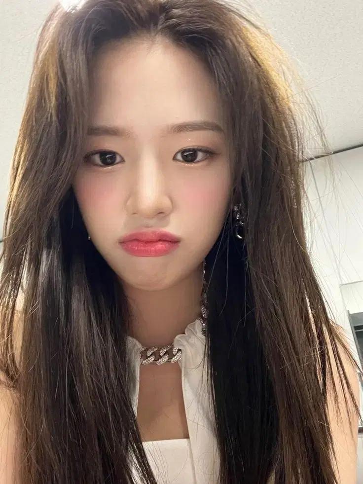 아이브  안유진 포카 양도받아요 사요 buy