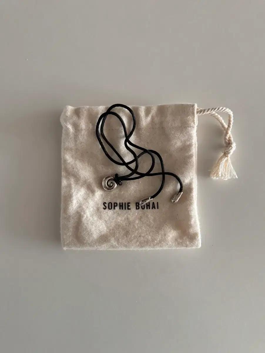 소피부하이 sophie buhai nautilus choker