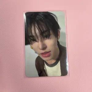 킥플립 민제 데뷔 팝업스토어 팝업 엠디 구매 특전 포카 양도 판매